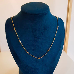 COLAR COM BOLINHAS BANHADO OURO 18K