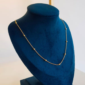 COLAR COM BOLINHAS BANHADO OURO 18K